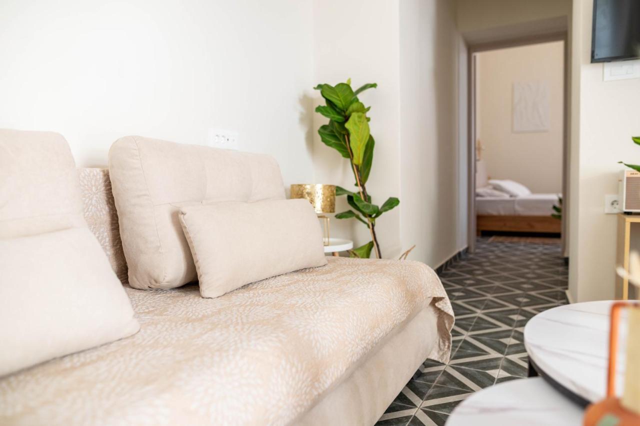 Kosnian City Suites B Esterno foto