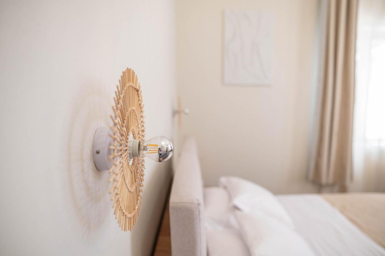 Kosnian City Suites B Esterno foto